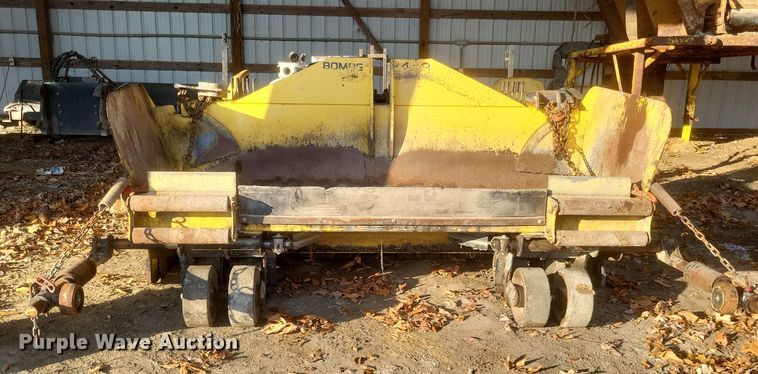 image for item DO4774 Bomag 413  paver