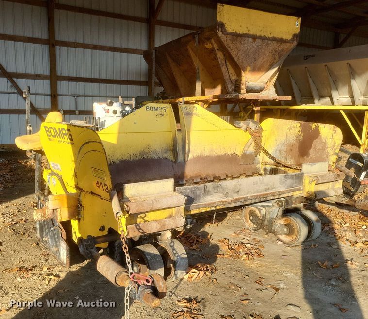 image for item DO4774 Bomag 413  paver