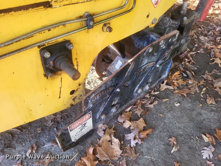 image for item DO4774 Bomag 413  paver