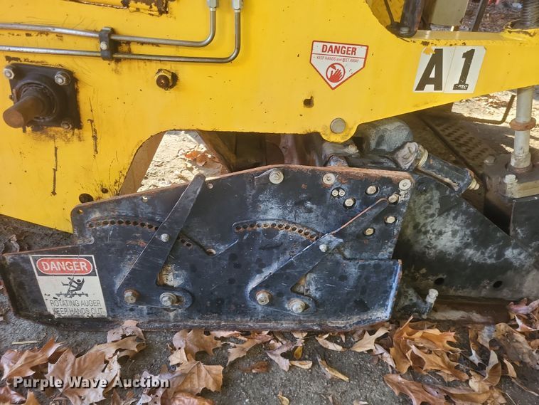 image for item DO4774 Bomag 413  paver