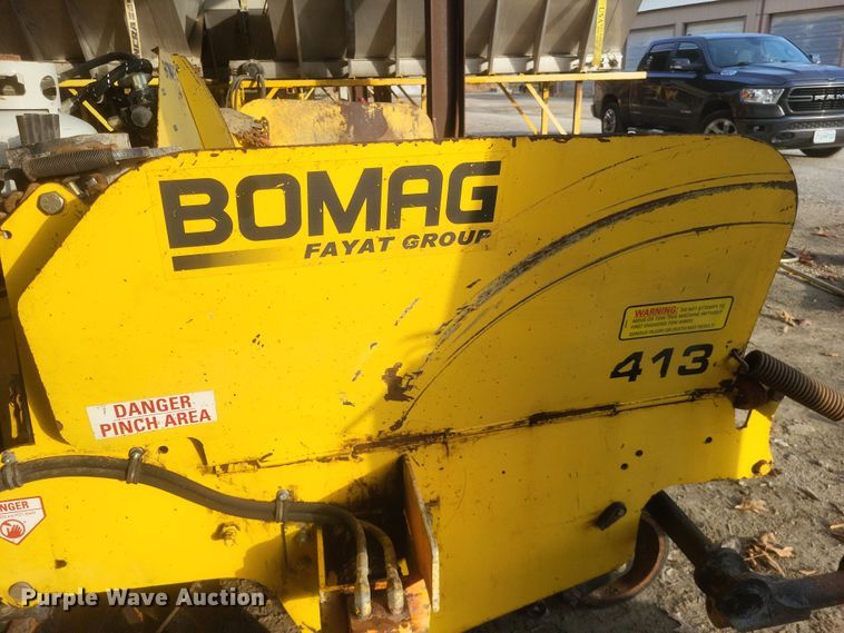 image for item DO4774 Bomag 413  paver