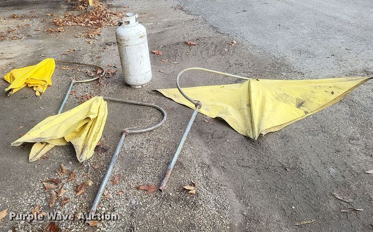 image for item DO4774 Bomag 413  paver