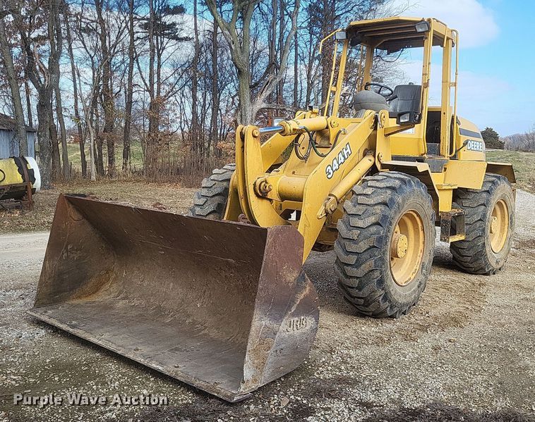 image for item DO4781 1998 John Deere 344H  wheel loader