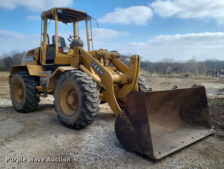 image for item DO4781 1998 John Deere 344H  wheel loader