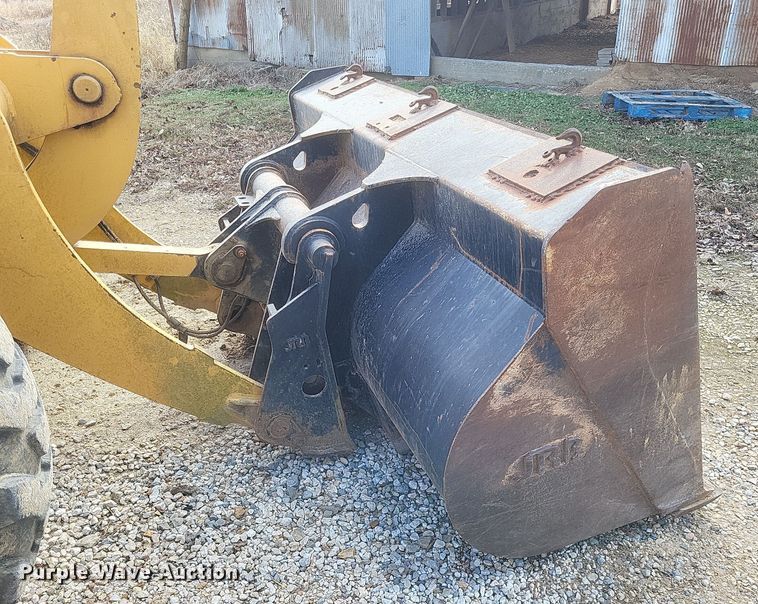 image for item DO4781 1998 John Deere 344H  wheel loader