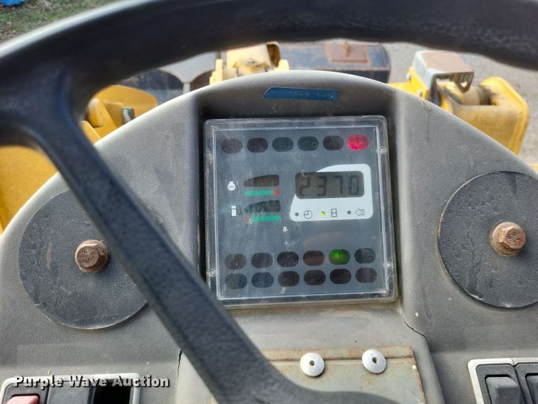 image for item DO4781 1998 John Deere 344H  wheel loader