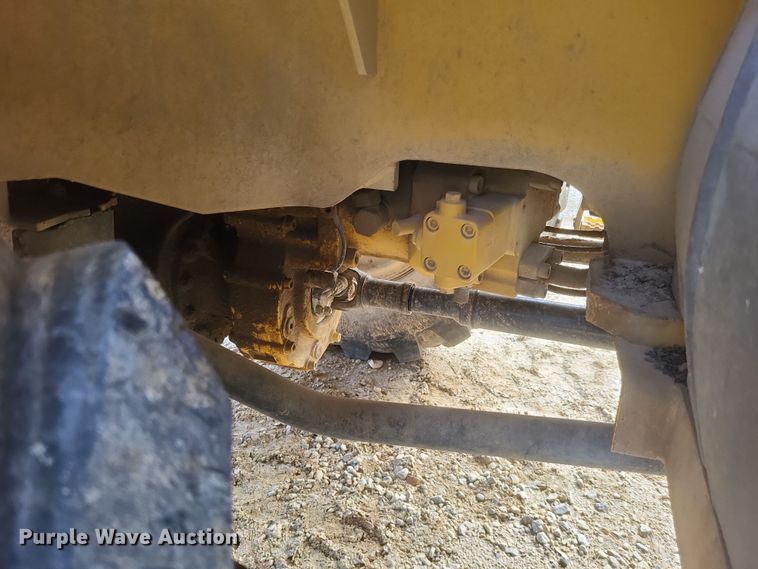 image for item DO4781 1998 John Deere 344H  wheel loader