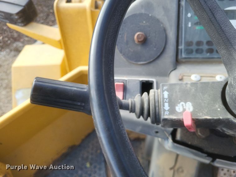 image for item DO4781 1998 John Deere 344H  wheel loader