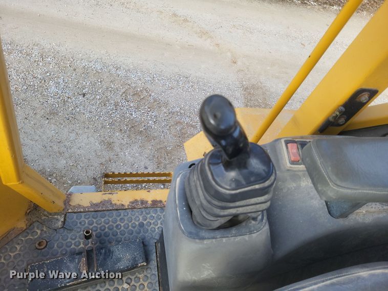 image for item DO4781 1998 John Deere 344H  wheel loader