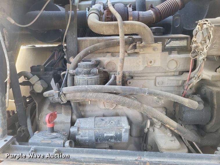 image for item DO4781 1998 John Deere 344H  wheel loader