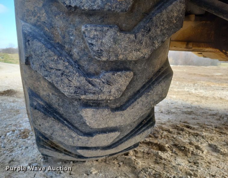 image for item DO4781 1998 John Deere 344H  wheel loader