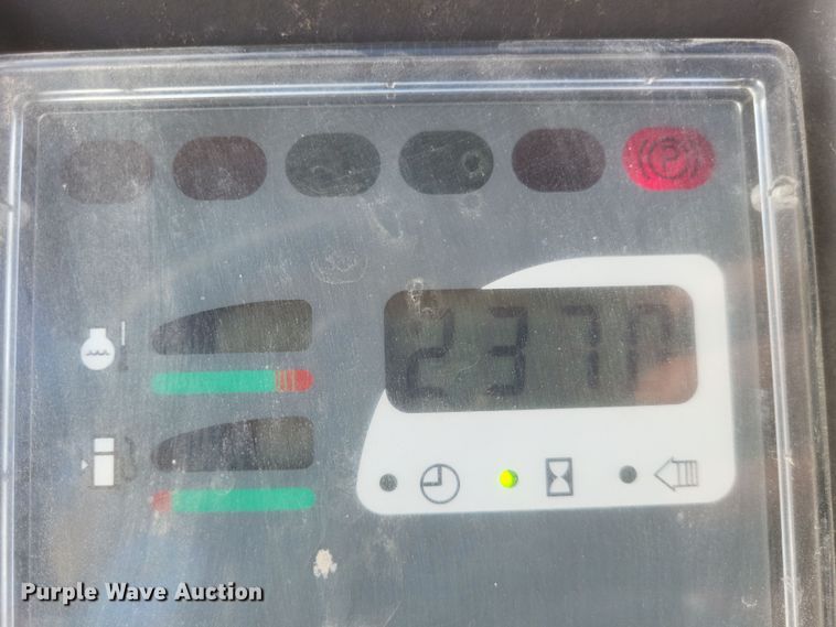 image for item DO4781 1998 John Deere 344H  wheel loader