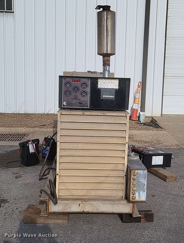 image for item DO4782 Cummins  generator