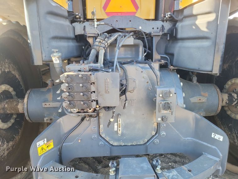 image for item DO4784 2012 Challenger MT865C  tractor