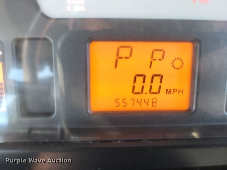 image for item DO4784 2012 Challenger MT865C  tractor