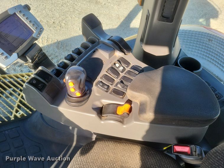 image for item DO4784 2012 Challenger MT865C  tractor