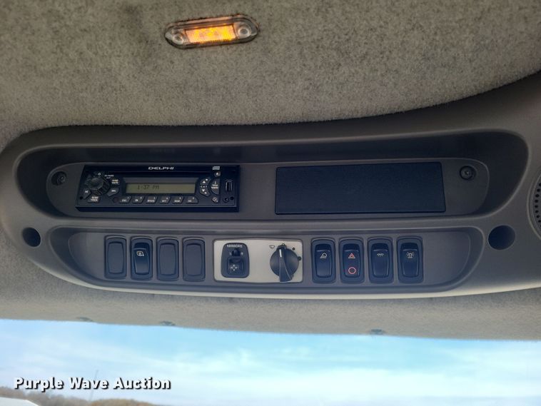 image for item DO4784 2012 Challenger MT865C  tractor