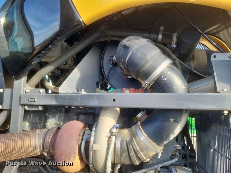 image for item DO4784 2012 Challenger MT865C  tractor