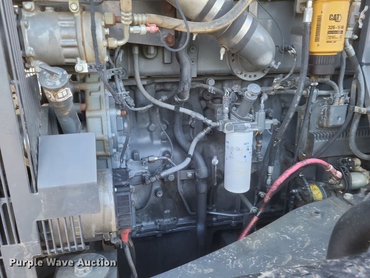 image for item DO4784 2012 Challenger MT865C  tractor