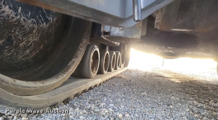 image for item DO4784 2012 Challenger MT865C  tractor