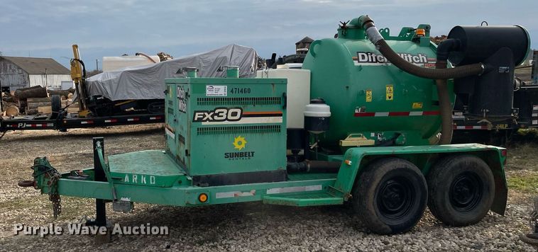 image for item DP0240 2012 Ditch Witch FX30  vacuum excavator