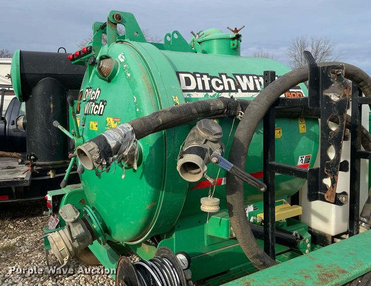 image for item DP0240 2012 Ditch Witch FX30  vacuum excavator