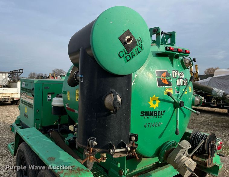 image for item DP0240 2012 Ditch Witch FX30  vacuum excavator