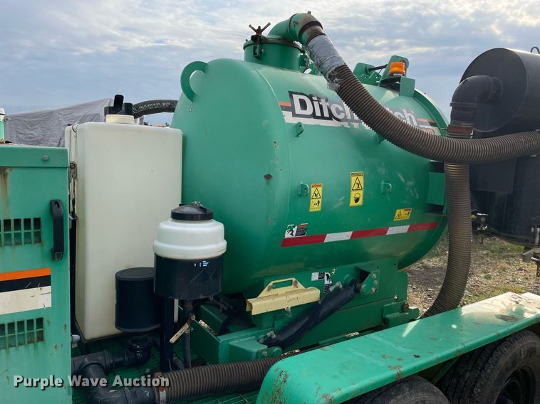 image for item DP0240 2012 Ditch Witch FX30  vacuum excavator