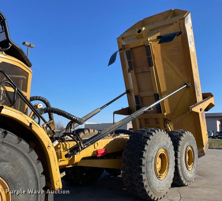 image for item DP0244 2015 Caterpillar 740B  haul truck