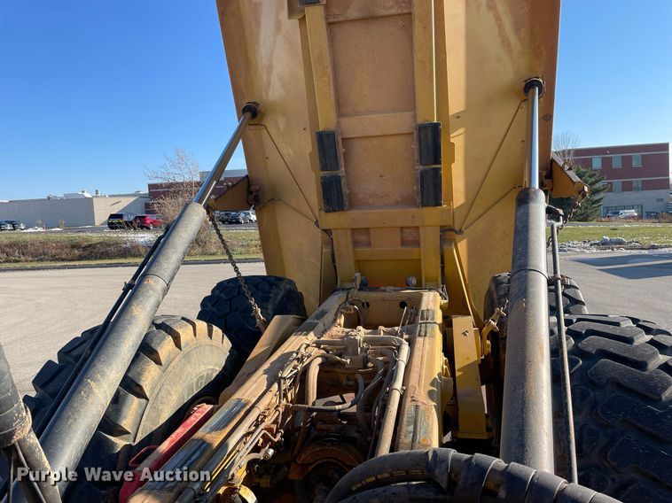 image for item DP0244 2015 Caterpillar 740B  haul truck