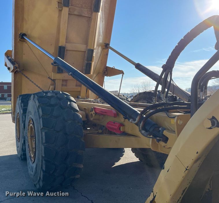 image for item DP0244 2015 Caterpillar 740B  haul truck