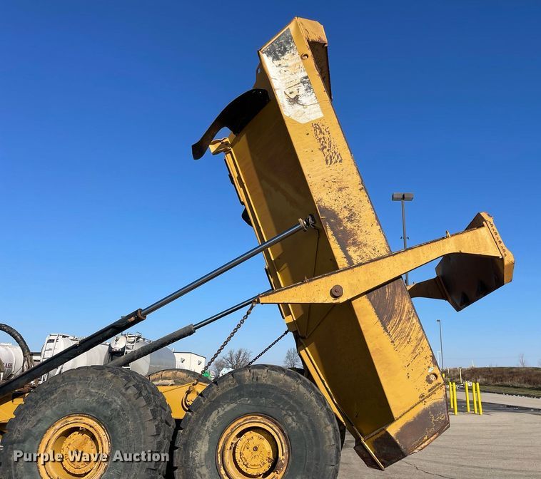 image for item DP0244 2015 Caterpillar 740B  haul truck