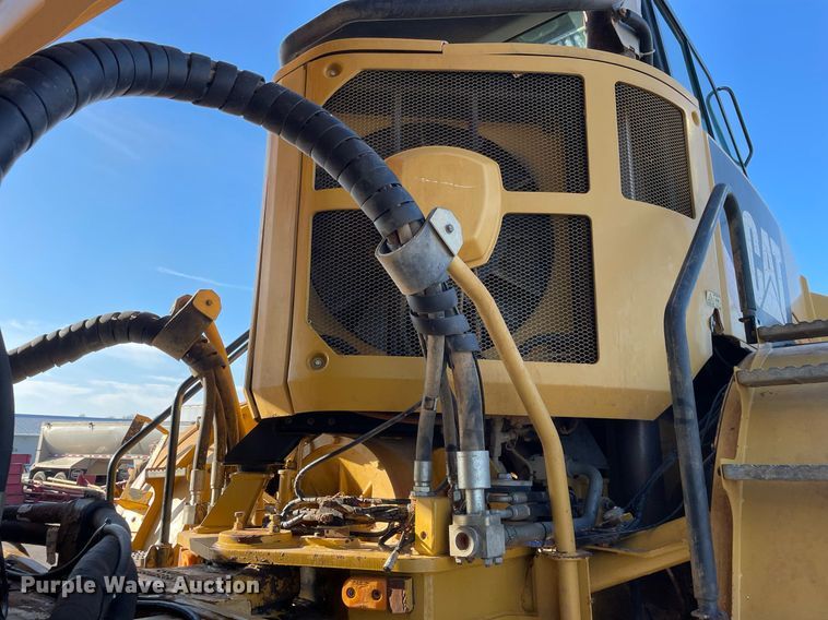 image for item DP0244 2015 Caterpillar 740B  haul truck