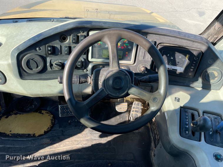 image for item DP0244 2015 Caterpillar 740B  haul truck