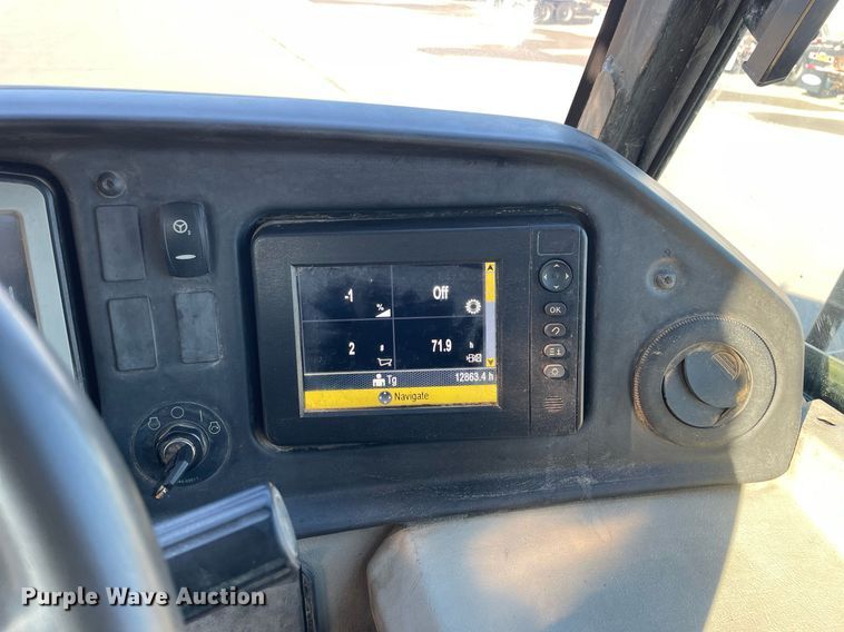 image for item DP0244 2015 Caterpillar 740B  haul truck