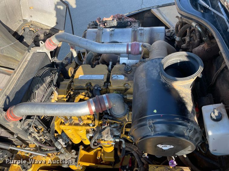 image for item DP0244 2015 Caterpillar 740B  haul truck