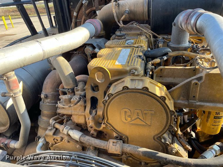 image for item DP0244 2015 Caterpillar 740B  haul truck