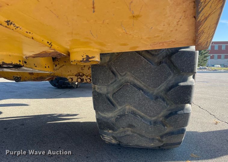 image for item DP0244 2015 Caterpillar 740B  haul truck