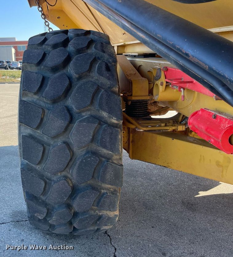 image for item DP0244 2015 Caterpillar 740B  haul truck