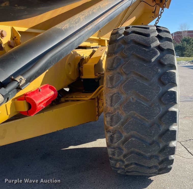 image for item DP0244 2015 Caterpillar 740B  haul truck