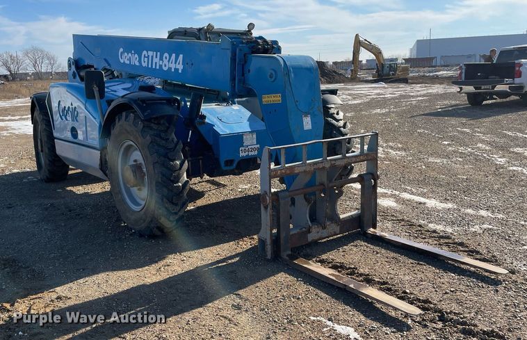 image for item DP0245 2014 Genie GTH844  telehandler
