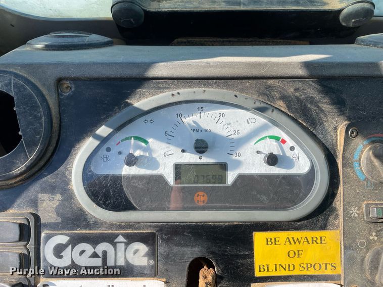 image for item DP0245 2014 Genie GTH844  telehandler