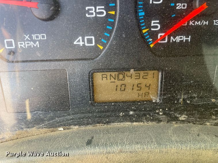 image for item DP0246 2005 International 4300  bucket truck