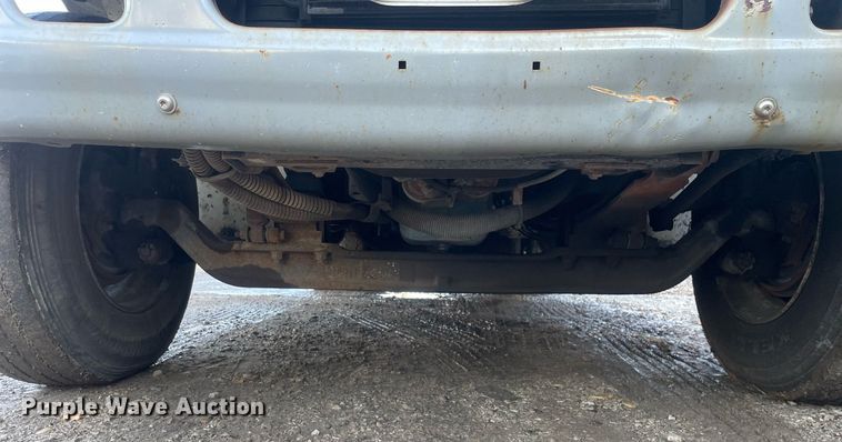 image for item DP0246 2005 International 4300  bucket truck