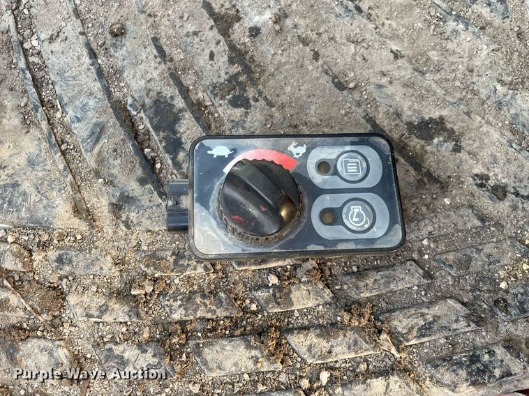 image for item DP0248 2016 Kubota KX91-3S2  mini excavator