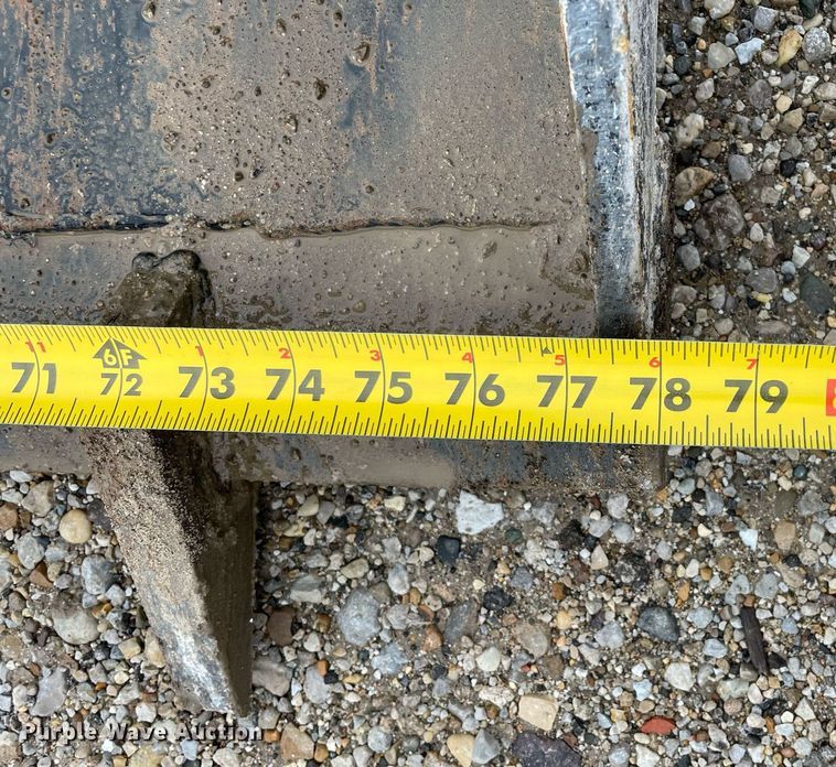 image for item DP0267 2016 Takeuchi TL12V2  tracked skid steer loader