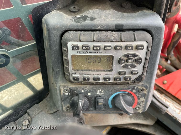 image for item DP0267 2016 Takeuchi TL12V2  tracked skid steer loader