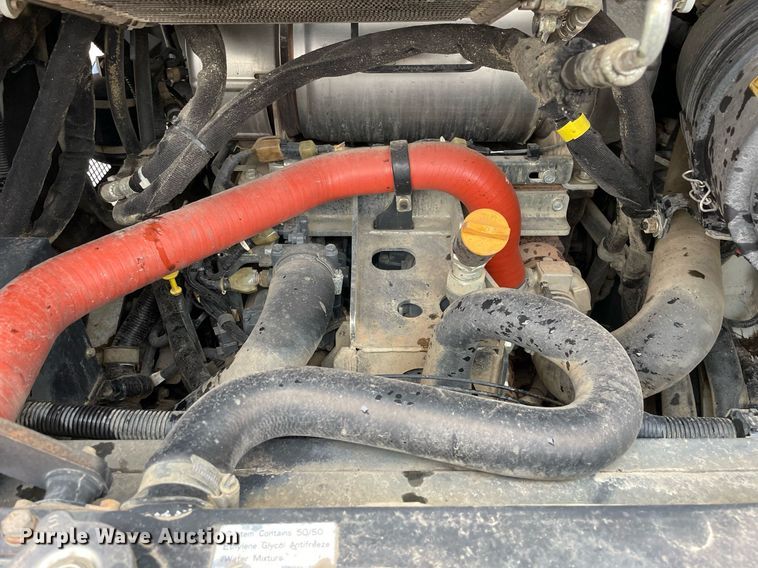 image for item DP0267 2016 Takeuchi TL12V2  tracked skid steer loader