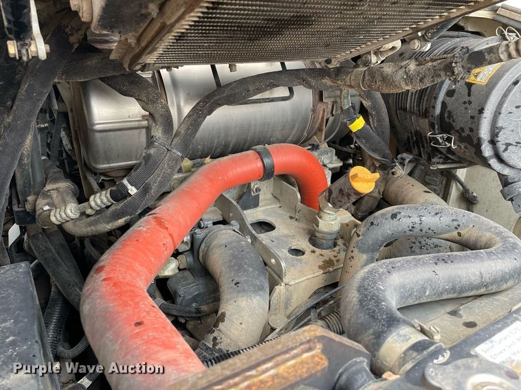 image for item DP0267 2016 Takeuchi TL12V2  tracked skid steer loader