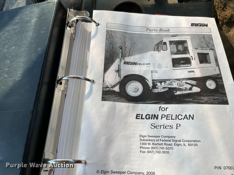 image for item DP0271 2004 Elgin Pelican Series P  street sweeper truck